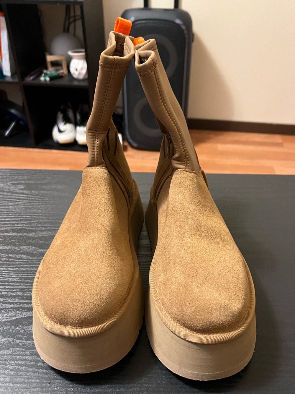 Women’s UGG Platform Boot in Tan Suede